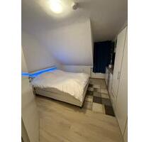 2-Zimmerwohnung DG 45qm möbiliert - Mönchengladbach