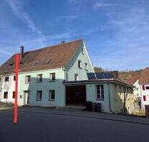 Haus mit riesiger Garage und Einliegerwohnung Auto, Motorrad, etc - Engen