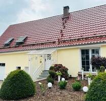Kleines 1 Familien Haus, Garten, Terrasse, 3 Garagen +Nutzflächen - Ettlingen
