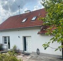 Haus vermieten - 1.400,00 EUR Kaltmiete, in Würzburg (PLZ: 97084) Heuchelhof
