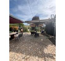 Moderner Bungalow mit Gewerbeeinheit in Ahausen - Bermatingen