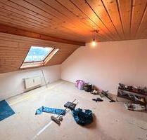 2 ZkDB Wohnung im DG zu vermieten ab 1.3.2026 - Krefeld Cracau