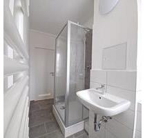 Starter-Wohnung mit Dusche - 296,00 EUR Kaltmiete, in Freiberg (PLZ: 09599)