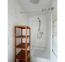 Altbauwohnung in 2-Parteienhaus (EG, 3 Zimmer) - Holzwickede