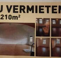 LagerBüroAtelier 240 qm zu verlieben - Walpertskirchen