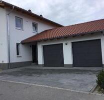 Doppelhaushälfte - 1.200,00 EUR Kaltmiete, in Stephansposching (PLZ: 94569)