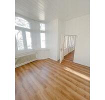 Citynahes Wohnen in Hörde: Helle 2-Zimmer-Wohnung am Marktplatz - Dortmund