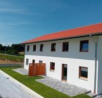 Doppelhaushälften - 1.200,00 EUR Kaltmiete, in Johanniskirchen (PLZ: 84381)