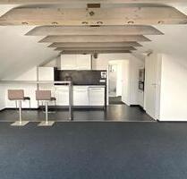 Bezugsfertige Dachgeschosswohnung in Lindach - Täferrot
