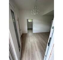 3 Zimmer Wohnung Kernsaniert - 750,00 EUR Kaltmiete, in Freudenberg (PLZ: 97896)