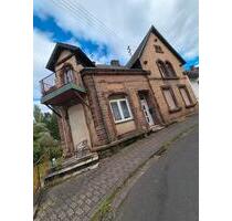 Haus zum Verkauf - 135.000,00&nbsp;EUR Kaufpreis, ca.&nbsp; 238,10&nbsp;m&sup2; in Eppelborn (PLZ: 66571)