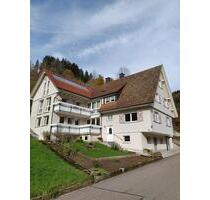 Vollsaniert 5-Zimmer-Wohnung mit Balkon Oberwolfach zu vermieten