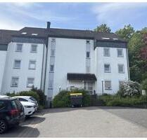 Renoviertes Apartment mit Balkon und PKW-Stellplatz - Gummersbach Hepel