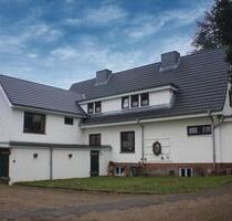 Vielseitige Mietfläche - 1.850,00 EUR Kaltmiete, in Malente (PLZ: 23714)