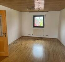 Schöne 5 Zimmer Wohnung, 115qm in Thüngersheim zu vermieten - Würzburg Lengfeld