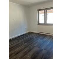 3 Zimmer Küche Bad mit Wanne und Fenster Balkon ab sofort - Saarbrücken Malstatt