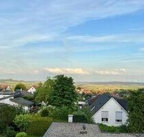 Renovierte 5 Zimmer Wohnung in Marburg Bauerbach zu vermieten