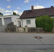 Ein-Zweifamilienhaus mit Doppelgarage in 94034 Passau-Hacklberg