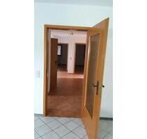 4-Zimmer-DG-Whg. mit Balkon Herrieden