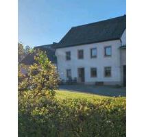 Kleines altes Bauernhaus - 550,00 EUR Kaltmiete, ca.  80,00 m² in Waxweiler (PLZ: 54649)