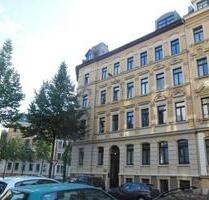 WOHNEN IN GOHLIS! Individuelle 2-Zimmer DG-Whg mit viel Platz und EBK, Bad m. Wanne, AR - Leipzig Nord