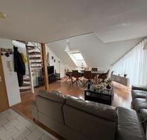 Schöne 3,5-Zimmer Wohnung in ruhiger Lage mit Balkon und Terasse - Pfinztal