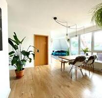 3-Zimmer Maisonette in Stuttgart-Süd, Balkon & TG-Platz ab 01.09.