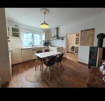 Haus zur Kurzzeitvermietung - 1.600,00 EUR Kaltmiete, in Markranstädt (PLZ: 04420)