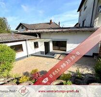 Zerf: Gemütliche 2-Zimmer-Wohnung in ruhiger Lage von Zerf – mit großer Terrasse und Gartenmitbenutzung!