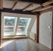 große Dach-Whg mit Galerie+Balkonfenster in WND-Niederlinxweiler - Sankt Wendel