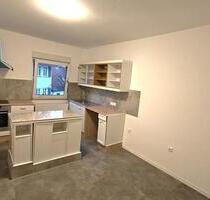 Helle, moderne 3,5-Zimmer-Wohnung mit Balkon in Seeheim - Seeheim-Jugenheim