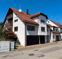 Schönes Zweifamilienhaus mit Einliegerzimmer Keller Dreif Garage - Berglen