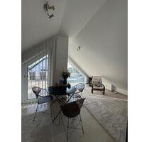Stilvolle neuwertige 1-Zimmer-Penthouse-Wohnung mit Balkon & EBK - Leverkusen Bergisch Neukirchen