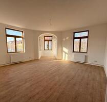 4-Raum 100m2 Altbau ggf. Einbauküche Erstbezug nach Sanierung - Wurzen