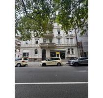 Schöne 4-Zimmer Wohnung im 2. OG mit Balkon in Wiesbaden-Mitte