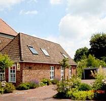 Komplett möbliertes Haus mit eigenem Garten - Sande