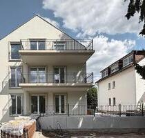 Erstbezug ab März 2026! Hochwertige 3-Zimmer-Neubauwohnung mit großer Terrasse im EG - Offenbach am Main Bieberer Berg