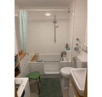 Helle 1,5-Zimmer-Wohnung in München (für Singles) - Planegg