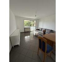 Helle, renovierte und möblierte 3- Zimmer-Wohnung im Taunus - Oberursel (Taunus)