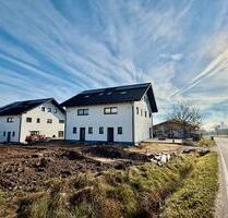 Großzügige Doppelhaushälfte in ruhiger Lage von Hacklberg - Passau Maierhof