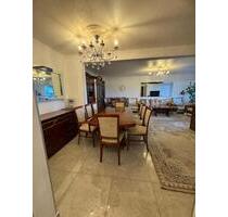 3 Zimmer Wohnung mit Möbeln - 339.000,00 EUR Kaufpreis, ca.  81,00 m² in Hattersheim am Main (PLZ: 65795)