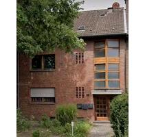 Wohnung mit Balkon GE-Hassel - 450,00 EUR Kaltmiete, ca.  81,00 m² in Gelsenkirchen (PLZ: 45896) Gelsenkirchen-Nord