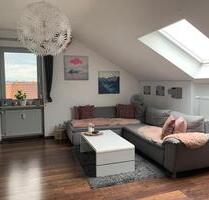 Wunderschöne 3,5-Zimmer-DG-Wohnung mit EBK in Schwarzenfeld