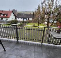 Ruhig gelegene 4-Zimmer-EG-Wohnung mit Balkon in Eilsbrunn zu vermieten! - Sinzing