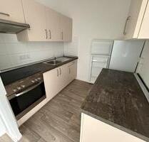 Sanierter 3-Zimmer-Traum mit Einbauküche - Chemnitz Kapellenberg