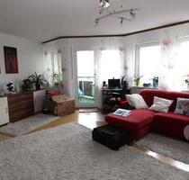 Viel Platz zum Wohlfühlen - 2 Zi. Wohnung mit 2 Balkonen, Wanne, Dusche, Abstellraum, PKW-Stellplatz - Magdeburg Leipziger Straße