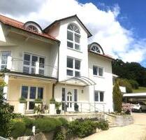 Aussergewöhnliche Wohnung in Berglage - teilmöbliert - Amberg