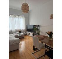 Untermiete: Zentrale 3-Zimmerwohnung mitten in der Skyline - Frankfurt am Main Gutleutviertel