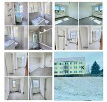 Vermiete ab sofort - 300,00 EUR Kaltmiete, ca.  45,00 m² in Crimmitschau (PLZ: 08451)