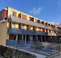 Gepflegte 1 Zimmer-EG-Wohnung mit EBK und Garage in Regensburg
